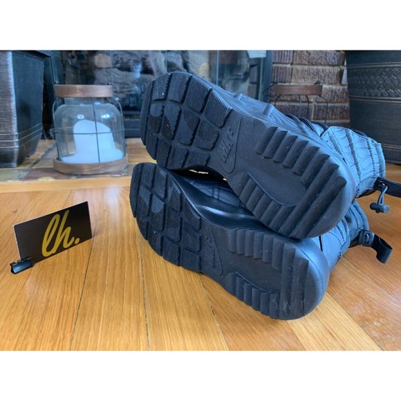 Size 7 W Nike Tanjun High Rise Boots AO0355-002 - Picture 6 of 7